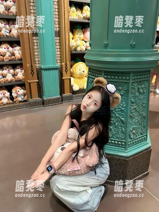 17吃瓜网 17吃瓜网:我每天都在这里贡献我的好奇心,果然丢了几颗!