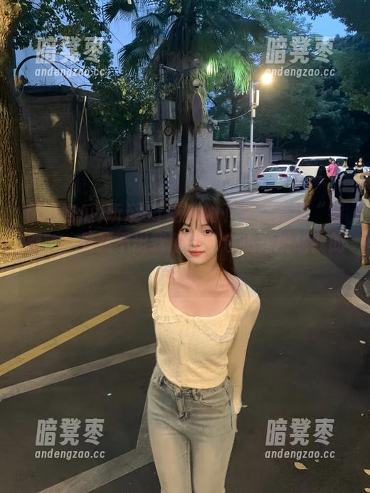 51吃瓜 听说51吃瓜的下载线路很“特别”,果然不出我所料,它正在挑战我的耐心。