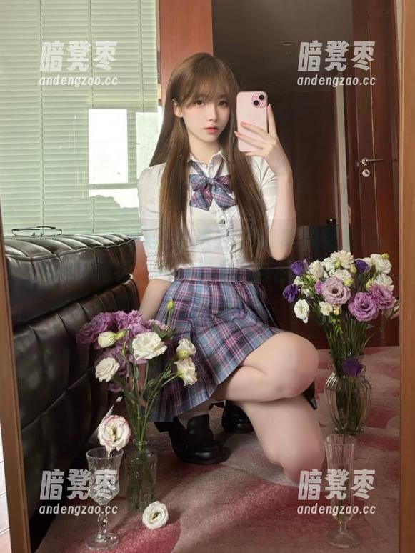 跳进去“51吃瓜朝阳网cgfun”网页，四周都是八卦的氛围，真有点沉醉。