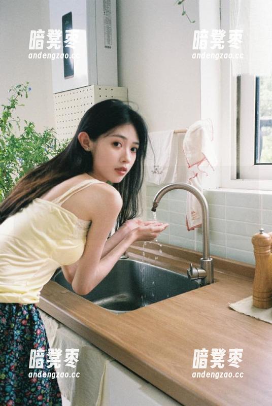 58黑料 58黑料发布的社群动态,话题转个不停,真是一场毫无逻辑的聚会,我有点跟不上了。