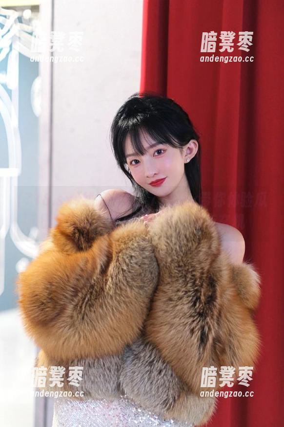718.sx 线路走起!718.sx带你体验瓜田里的跌宕起伏,言辞之间有玄机