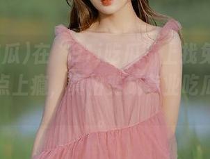 在“91i吃瓜”上找免费的八卦，有点上瘾，真怕变成专业吃瓜群众了。