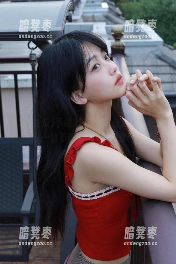 91i吃瓜 下载91i吃瓜,让我一边吃瓜一边看评论,热闹得很!