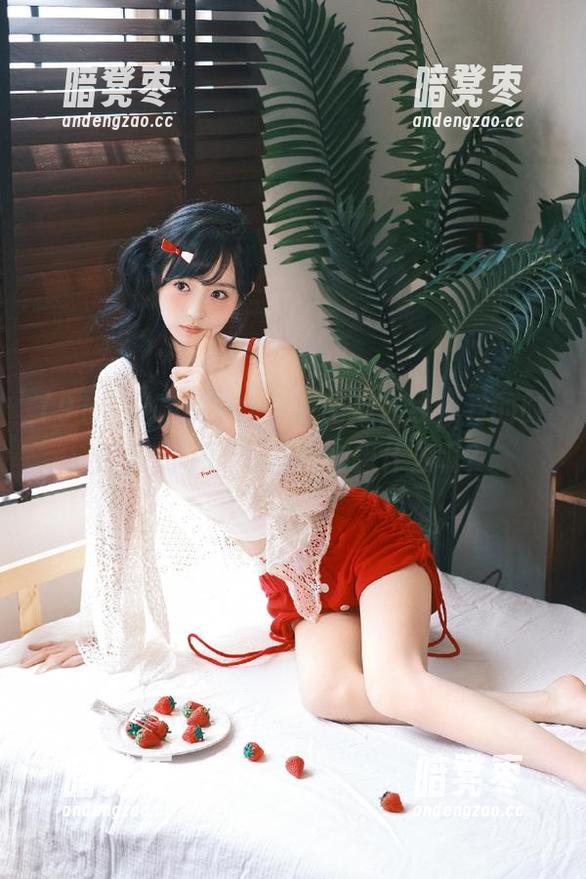 91今日吃瓜在线，看的时候我愣了，心里是在想什么呢？