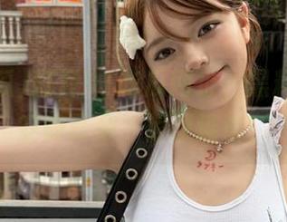 打开91吃瓜网址，黑料请自备安静耳朵，惊叹连连！