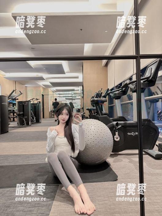 91黑料网 一边吃零食一边看“91黑料网”视频,心里的小乐趣简直不能再满足了