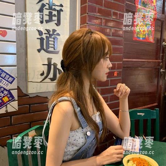 cgg 在cgg免费打卡黑料,喂,这一口让人意外的粉红而又绿色!