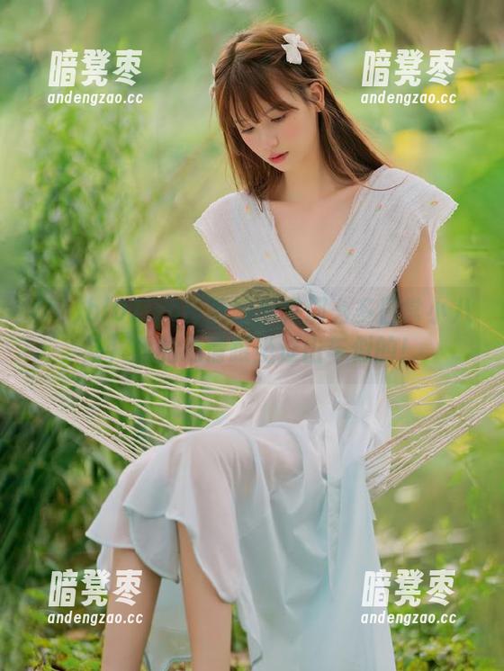 hl01.co首页蹦出来那么多日常小八卦，我的心情跟坐过山车似的！