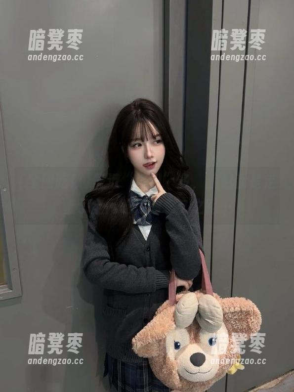 全网吃瓜 最近“瓜田”多,貌似我是走上了全网吃瓜的永久之路…