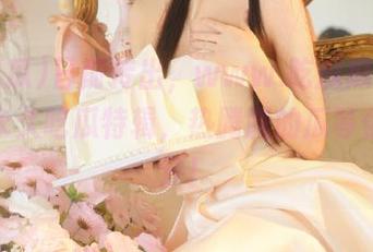 日前传出，www.吃瓜瓜.com推出永久吃瓜特辑，热腾腾的瓜等你来瓜分！