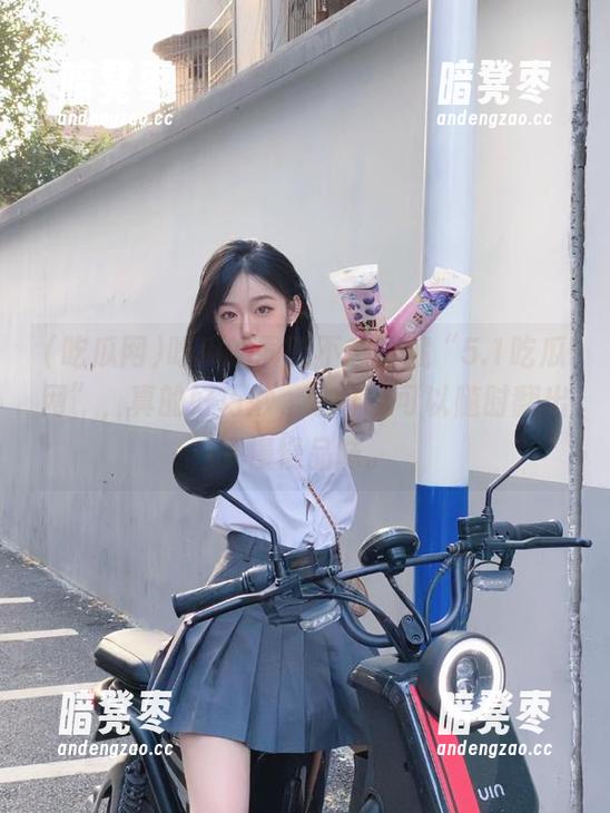 吃瓜网 吃瓜的同时不忘收藏“5.1吃瓜网”,真的好巧妙,这样也可以随时翻出来慢慢品味。