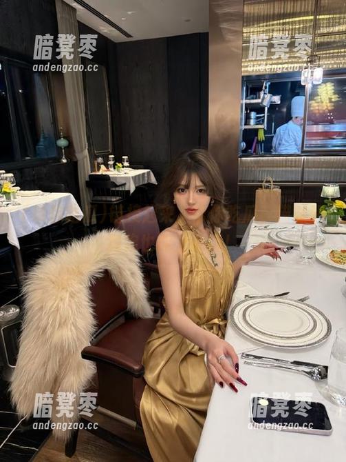 带你吃瓜 链接起来,带你吃瓜,猫咪和狗狗也能上头版!