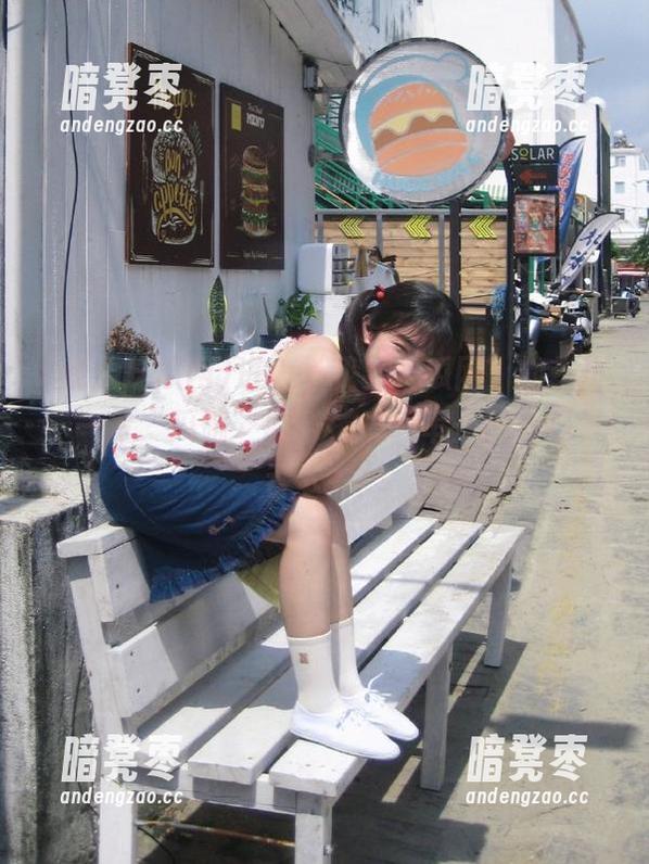 我要吃瓜网 进入‘我要吃瓜网’的首页,一份“瓜碗”服务,来一串一串一口气吞下去!