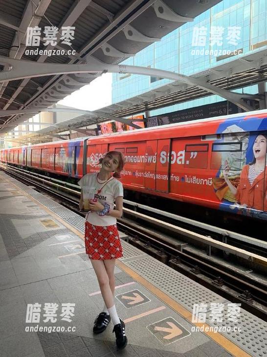 网红黑料 牛头不对马嘴的最新网红黑料,居然让小编忍不住想继续吃瓜。
