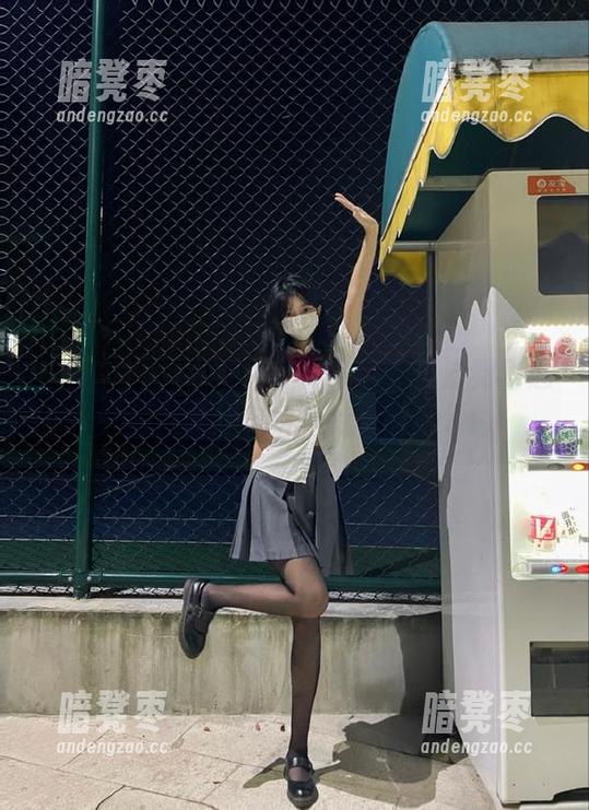 在首页黑料专区，瓜皮到飞起，居然不怕突发脑洞？