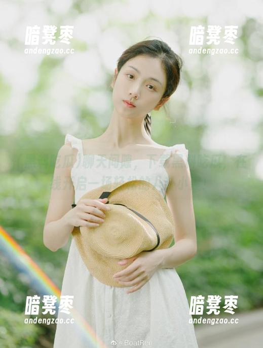 黑料吃瓜 聊天间隙,下载黑料吃瓜,在线开启一场轻松的八卦小聚!