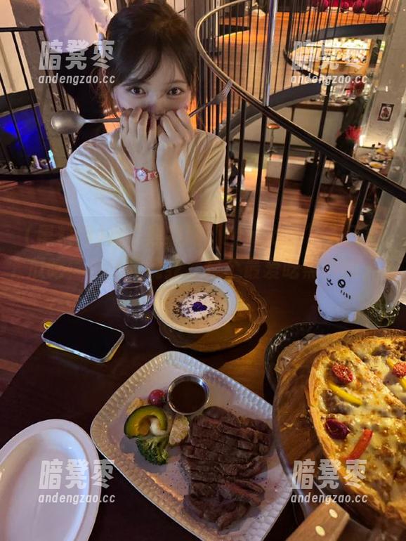 黑料网 在“黑料网冫hlw.bet”入口等瓜吃,突然发现我才是个最爱吃黑料的人!