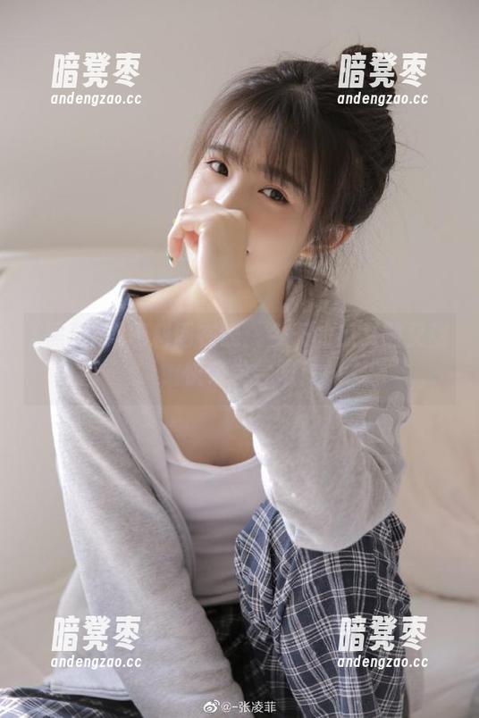 黑料网 黑料网在线:今天的瓜又酸又甜,快来尝尝吧!