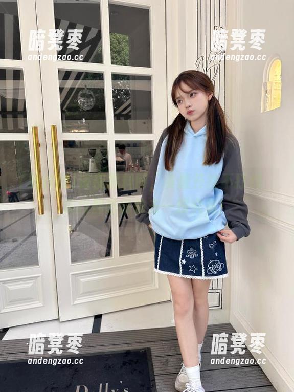 黑料网 深夜黑料网,资源开挂不打烊,连我都想偷偷去一探究竟!