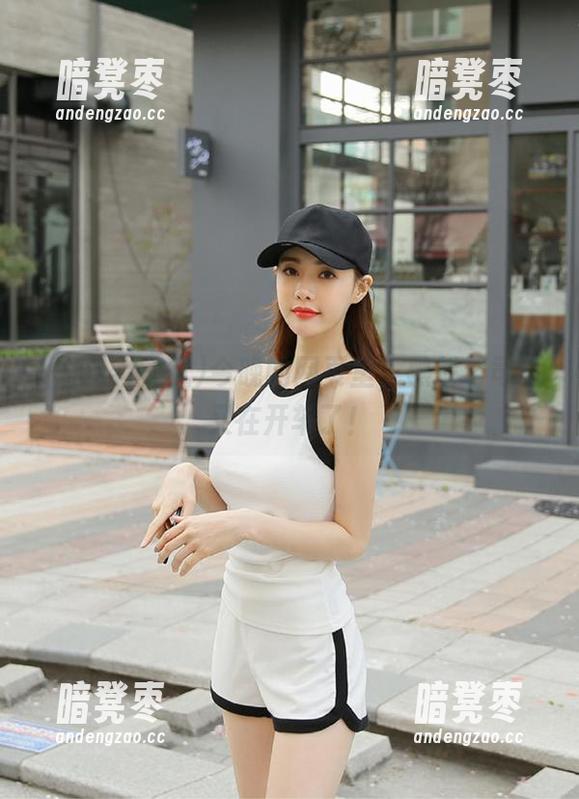 今晚的网页里，黑料老司机又在开车了！